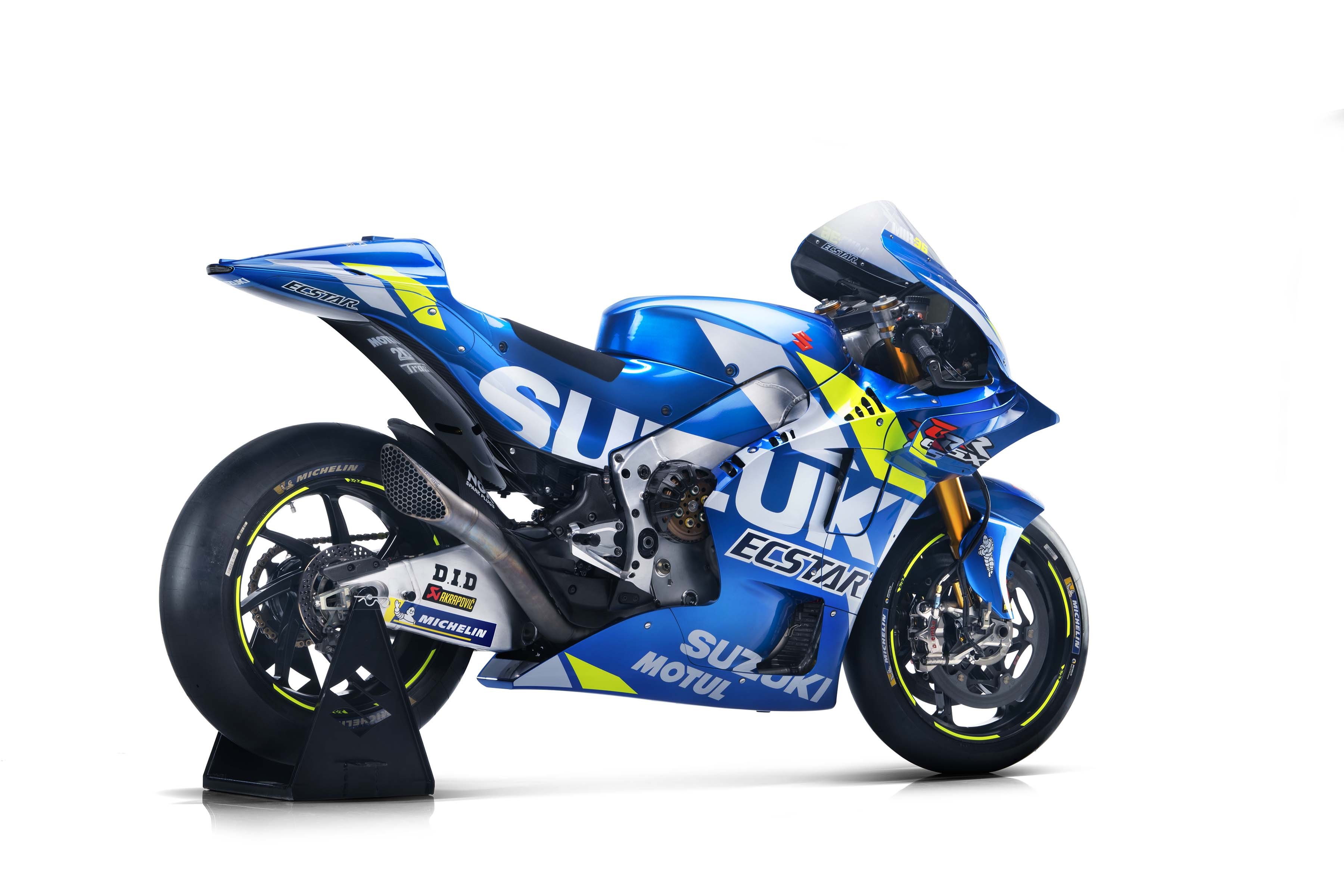 Suzuki Debuts MotoGP  2022 Livery  Arabian Riders
